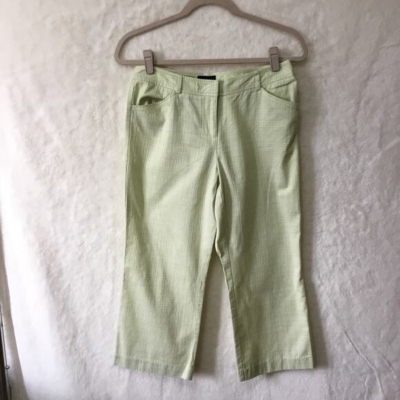 Ann Taylor Green Pattern Crop Pants - Picture 1 of 9